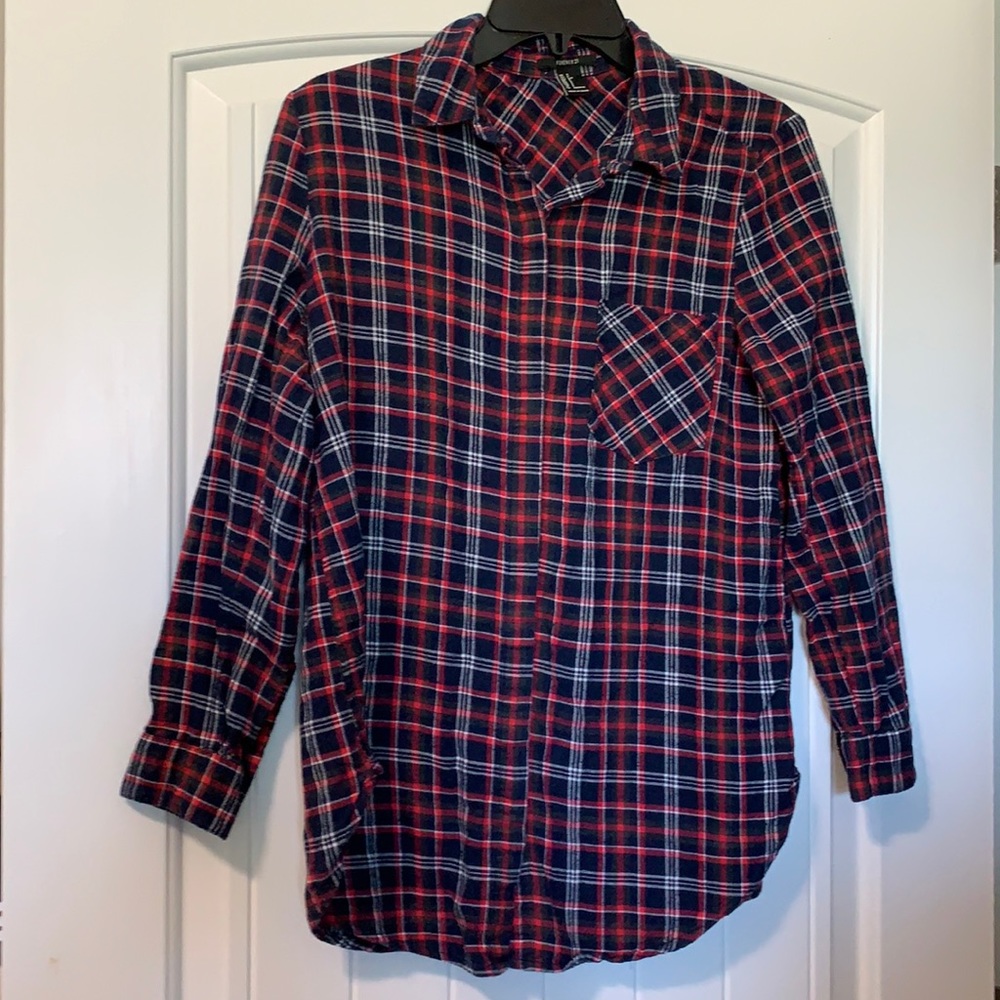143) Forever 21 Navy Multi-Color Shirt, Size S